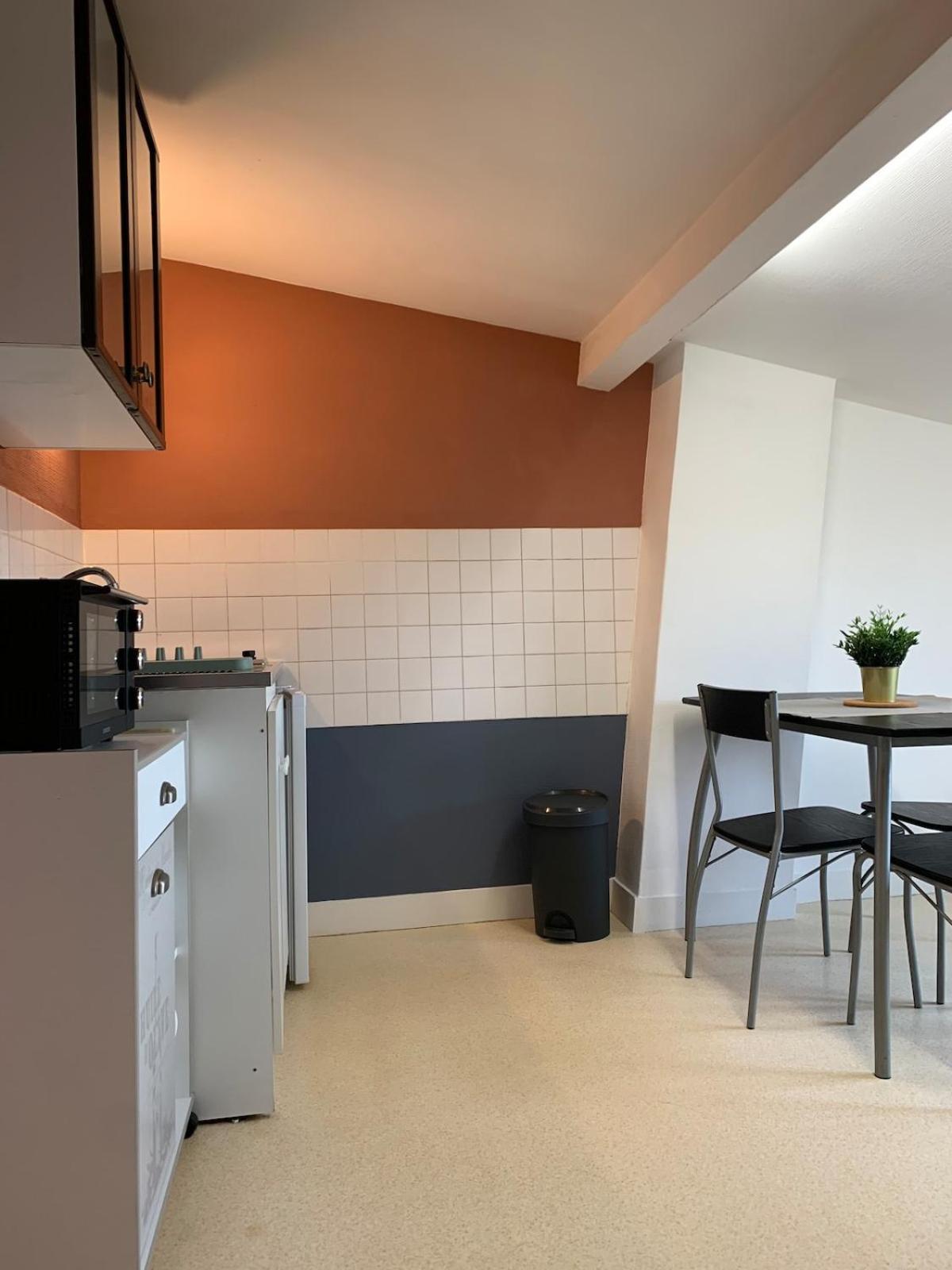 Appartement Charmant Face Au Haras Saint-Lô Eksteriør bilde